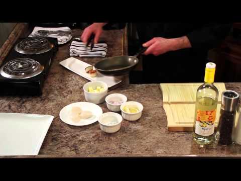 Seared Scallops With Tarragon-Butter Sauce : Scallop Recipes