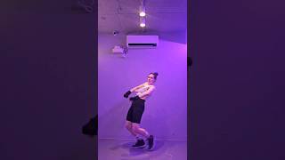 #ateez ( #에이티즈 ) - ' #BOUNCY k-hot chilli peppers ' dance cover by Alina Min #BOUNCY_challenge