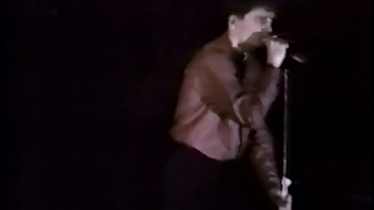 Joy Division - Transmission (live Manchester Apollo Theatre, 28