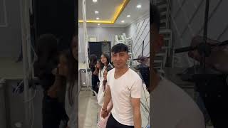 Küçük Hayranlarımla Halay Çekiyoruz Çocukları Mutlu Etmek Bizim Elimizde ❤️ Resimi