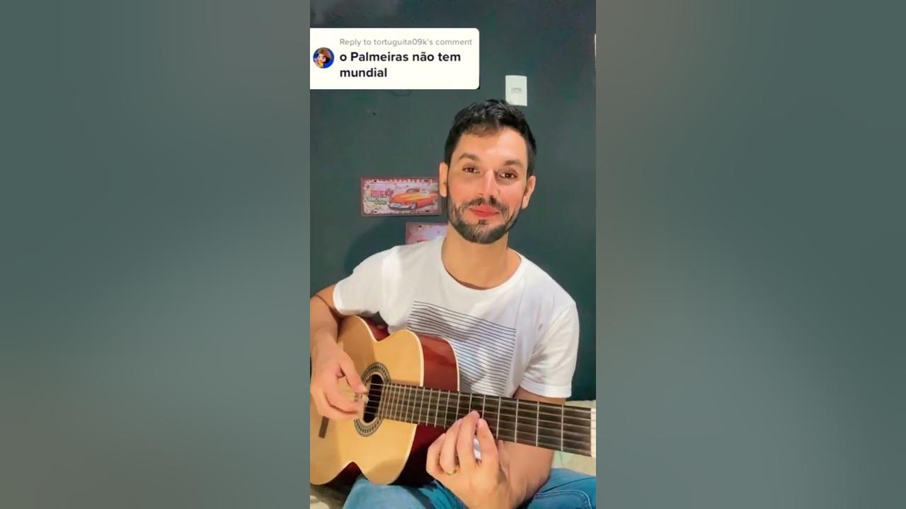 Marcos faz nova versão da música Palmeiras não tem Mundial para