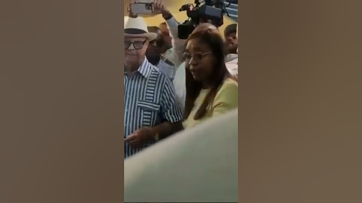 El ex presidente Hipólito Mejía acudió a votar sin su cédula de identidad