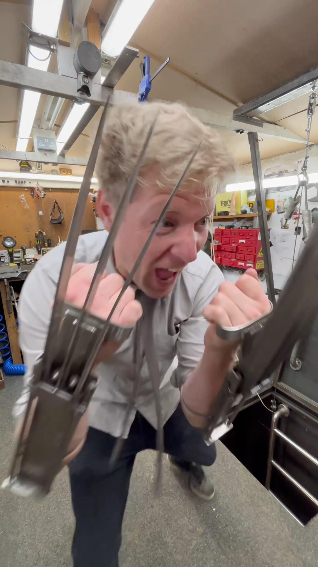 Wolverine Claws make the Best Sound