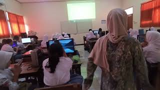 Praktik Memanfaatkan Operator pada Python dengan Google Collab SMK Informatika