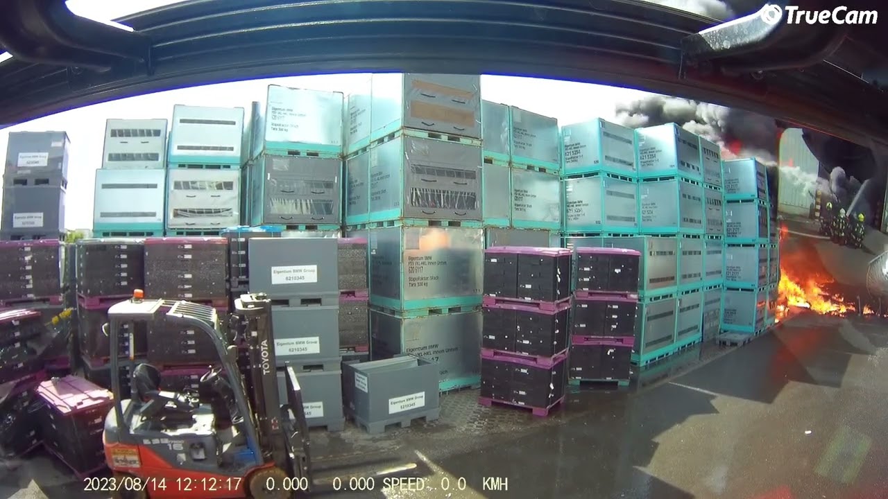 Výjezd 14.8.2023 - Požár průmyslové haly Žebrák