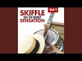 Video thumbnail of "Lonnie Donegan & His Skiffle Group - John Henry"