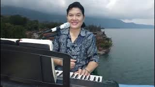 BE NO 559 DEBATA NA SONGKAL JALA NA BADIA Syair: Holy,Holy,Reginald Heber,Lagu: John Bacchus Dykes