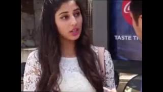 Download lagu New saxy funy video aj kal ki lrkia khud ko pta nai kia samghti hy