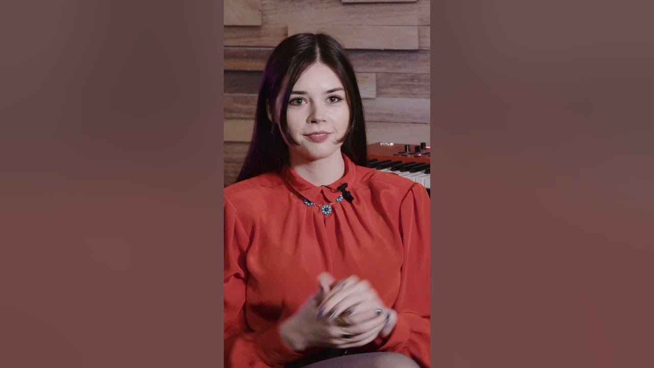 Women Who Rock VOX: Celebrating Women's History Month with Artist, Elise Trouw