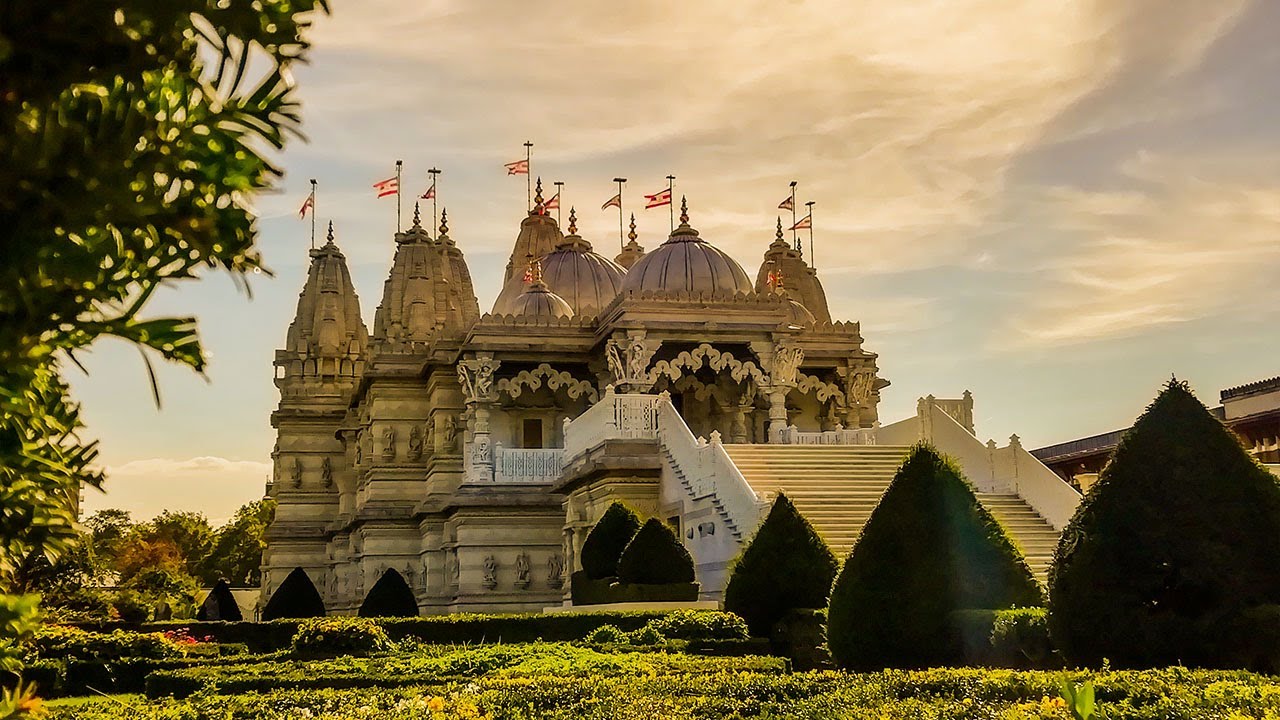 BAPS Shri Swaminarayan Mandir Hindu Temple In London Neasden Temple BAPS Shri Swaminarayan Mandir Hindu Temple In London Neasden Temple