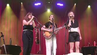 Her band 2019 tour cover adele "send ...