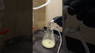 Testing for chlorine gas