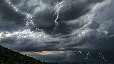 سورة طه - القارئ أدريس ابكر مع صوت المطر والرعد