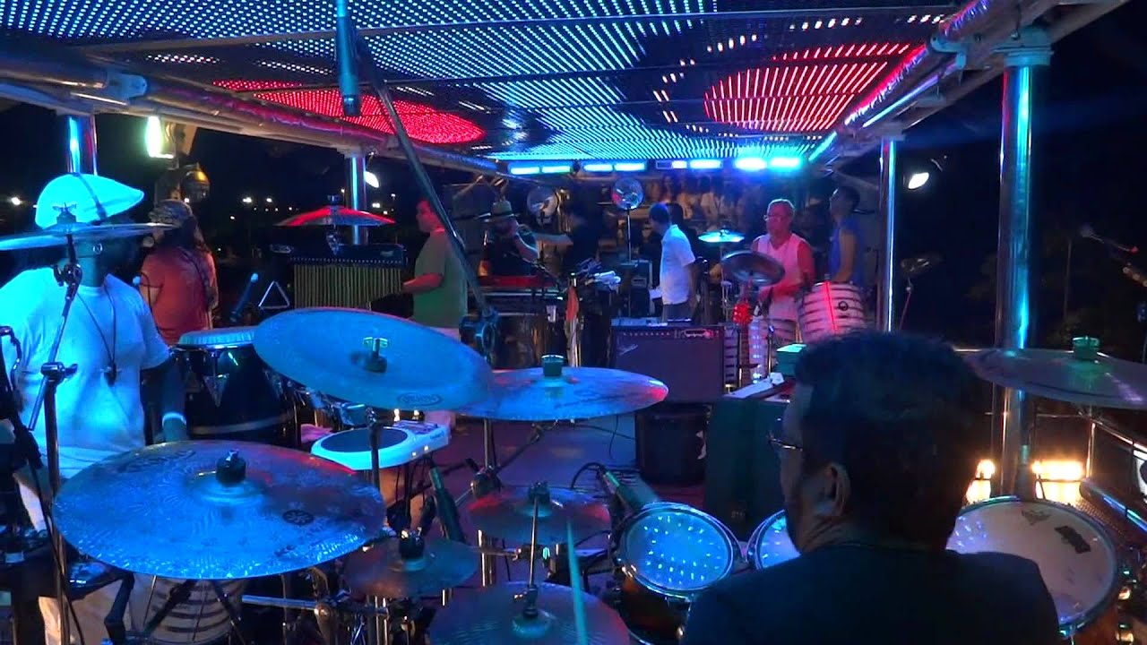 Foi Por Esse Amor / Saudosa Maloca (Rey na bateria) - Chiclete com Banana - Fortal 2012