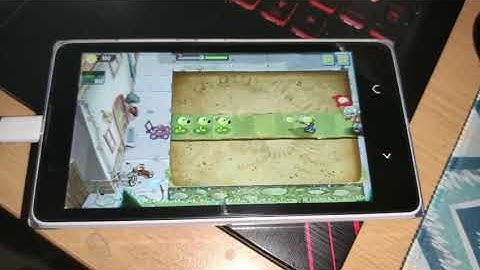Nokia X3-XL2 prototype play game