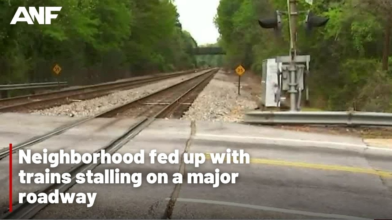 State representative addresses stalled train - YouTube