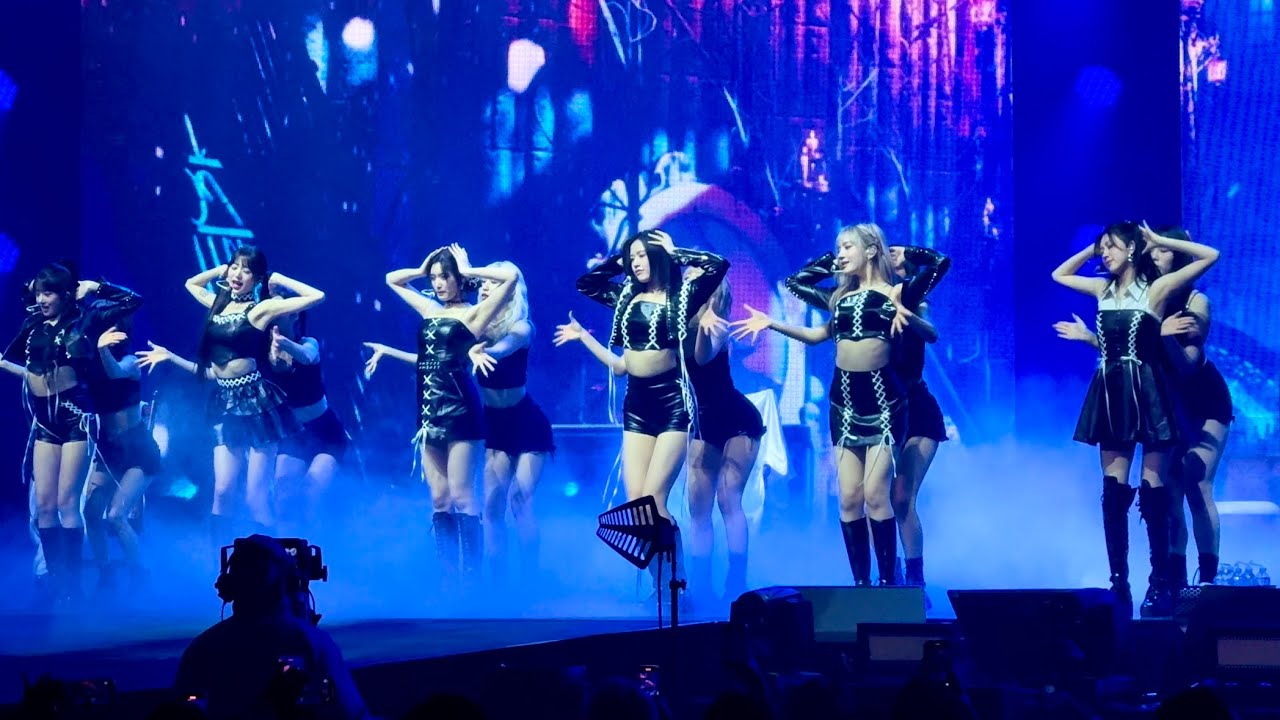 IVE ‘Hypnosis’ ‘My Satisfaction’ Show What i Have in Chicago 아이브 240326 4K60