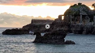 Calma y el rumor del Cantábrico en la playa del Camello