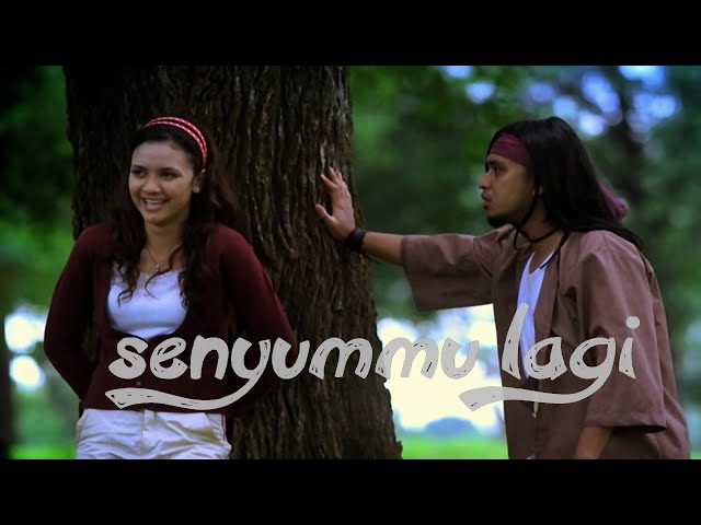 Mawi feat. Diana Danielle - Senyummu Lagi (Official Music Video) class=