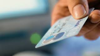 Чем дебетовая карта отличается от кредитной?