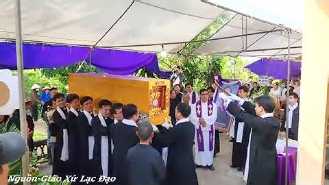 Xót Xa Giây Phút Đón Thi Hài Thầy Giuse Đặng Văn Mĩ Về Quê Hương Gx Lạc Đạo
