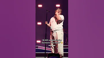 Lewis Calpadi Stops Concert Due To Tourette S Lewiscapaldi Concert 