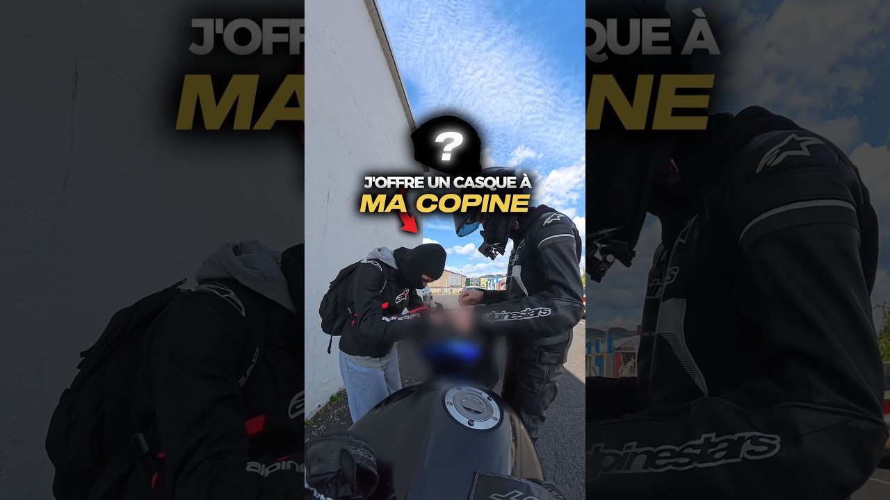 Sa réaction est adorable 🙏❤️ #moto #motard #motarde #couple #casque