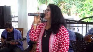 Kr. Cah  Ayu [ Cover by  Cicilia Wiekwiek - Keroncong Musikesatu }