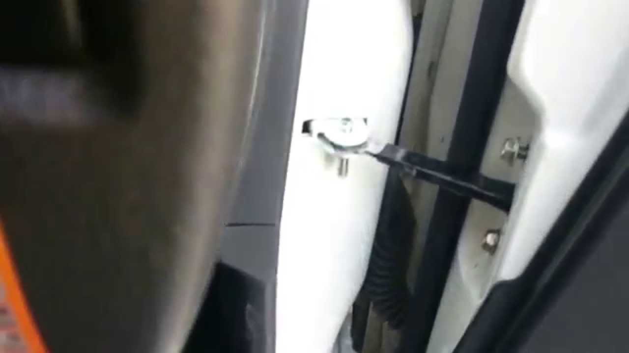 Jb23wジムニー ドア異音 修行人 憩いの場