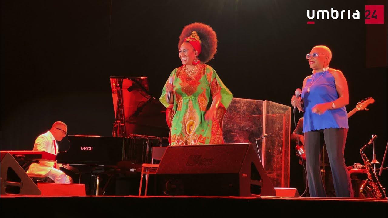 Umbria jazz 2021, Gonzalo Rubalcaba e Aymée Nuviola aprono il concerto con «Rumba Callejera» Umbria jazz 2021, Gonzalo Rubalcaba e Aymée Nuviola aprono il concerto con «Rumba Callejera»