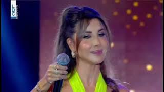 Nancy Ajram - 3am Bet3alla2 Feek (Lebanon, Beirut 2022) نانسي عجرم - عم بتعلق فيك