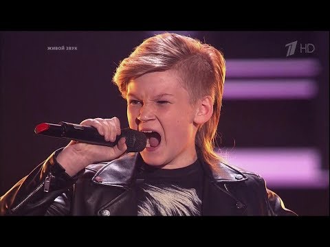 Видео: The Voice Kids RU 2018 Zakhar — «Улица Роз» Blind Auditions | Голос Дети 5. Захар Усенко. СП