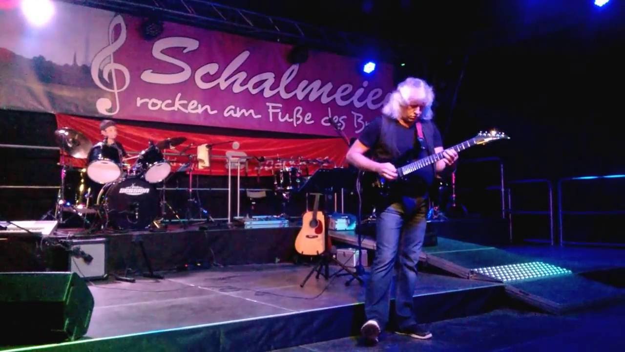 Hokus Pokus (Fokus) - Cover         - two men music -