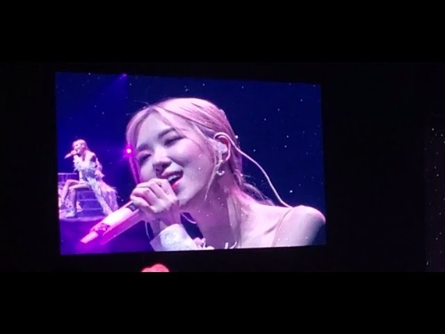 BLACKPINK ROSÉ - Let It Be + You u0026 I + Only Look At Me - World Tour 2019 In ATLANTA class=