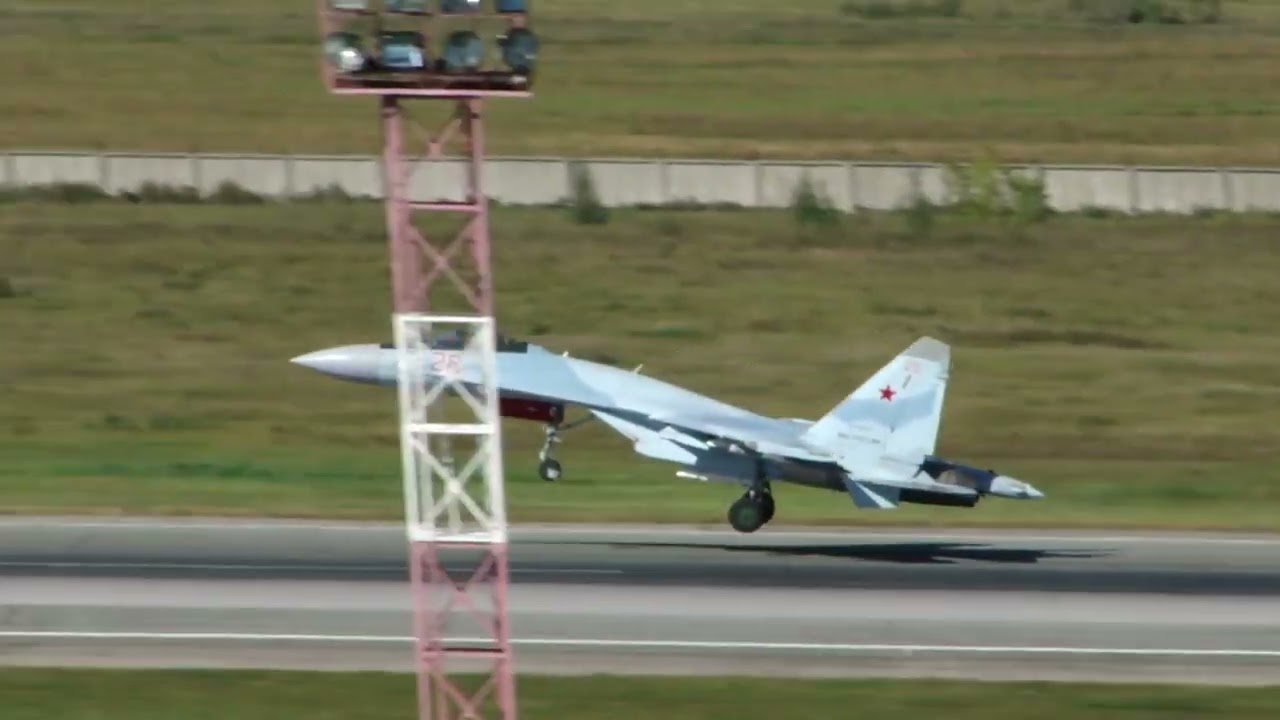 Sukhoi Su 35S 28 RF 95474 Russian Air Force Takeoff RWY25 UNNT