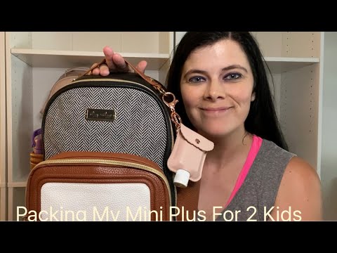 How I Pack My Itzy Ritzy Mini Plus - YouTube