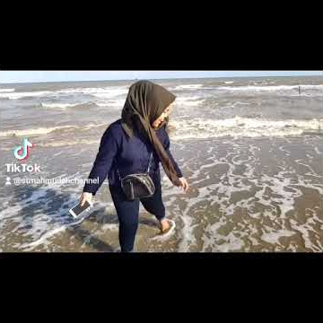 JALAN JALAN KE PANTAI