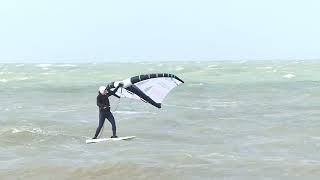 WINDSURF/WINGFOIL OUISTREHAM LUNDI 15 AVRIL 2024