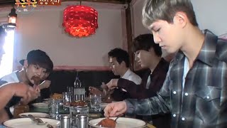 Kpop idols eating Indian food