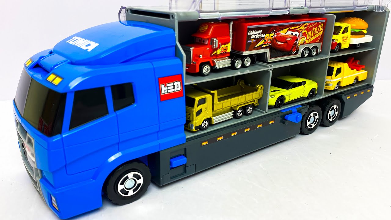 トミカ☆はたらくくるまのトミカのミニカーを開封してコンボイへ収納します☆Unboxing Tomica working car minicars in the convoy!