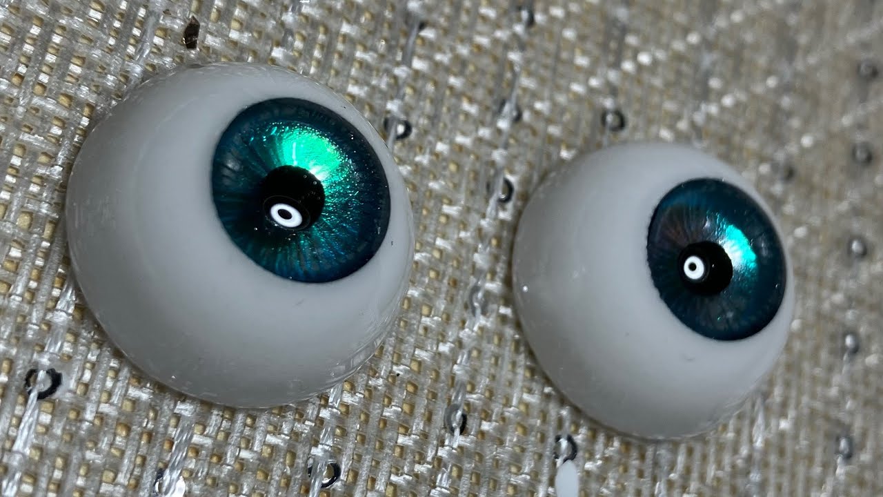 色が変わるドールアイ制作