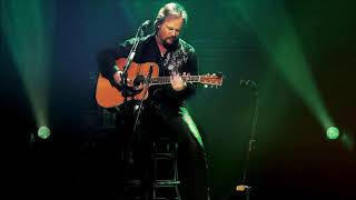 Travis Tritt - Country Ain't Country (Live)[overtly criticizes country radio]