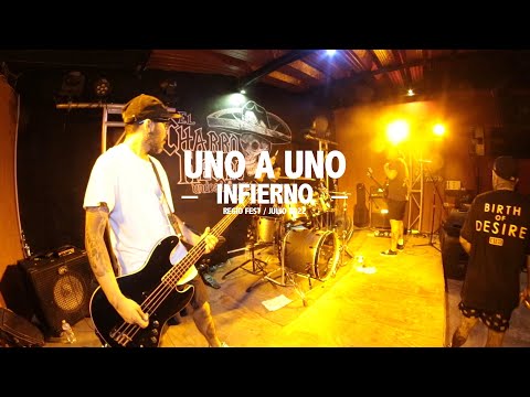 Uno a Uno - Infierno - Live at Monterrey