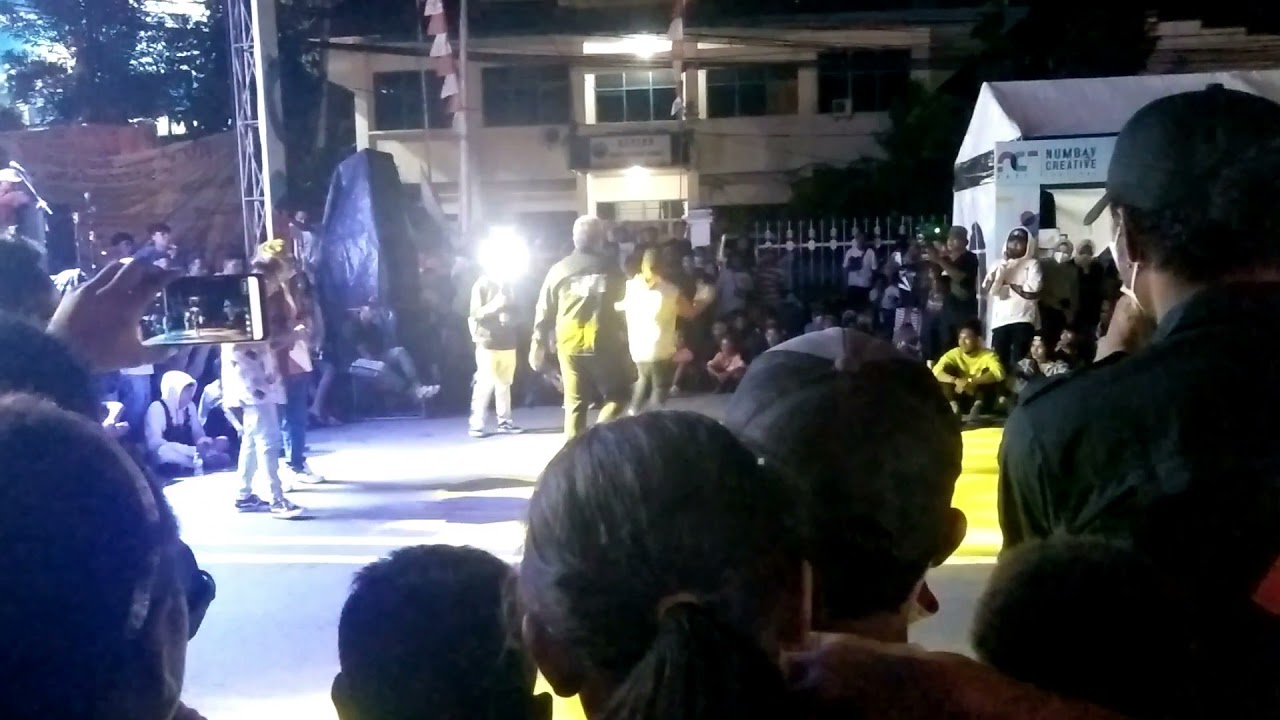Freestyle rapper Jayapura baribut kompetisi