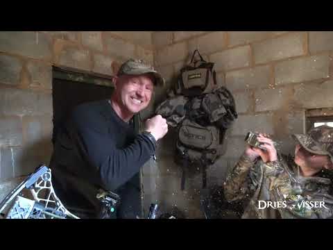 Bowhunting Plainsgame in South Africa with Mike, Dries Visser Safaris