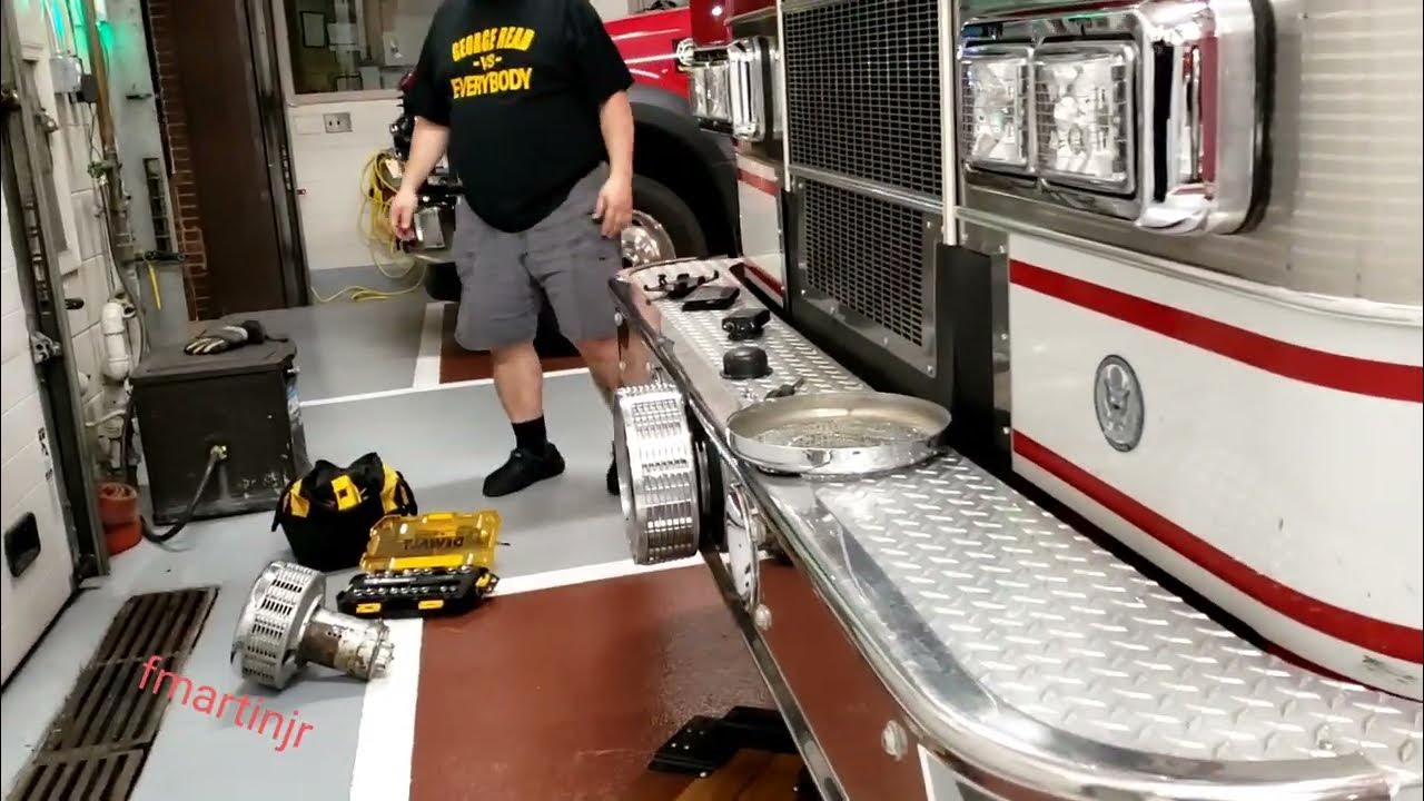 Federal Q mechanical siren sounding after repair - YouTube