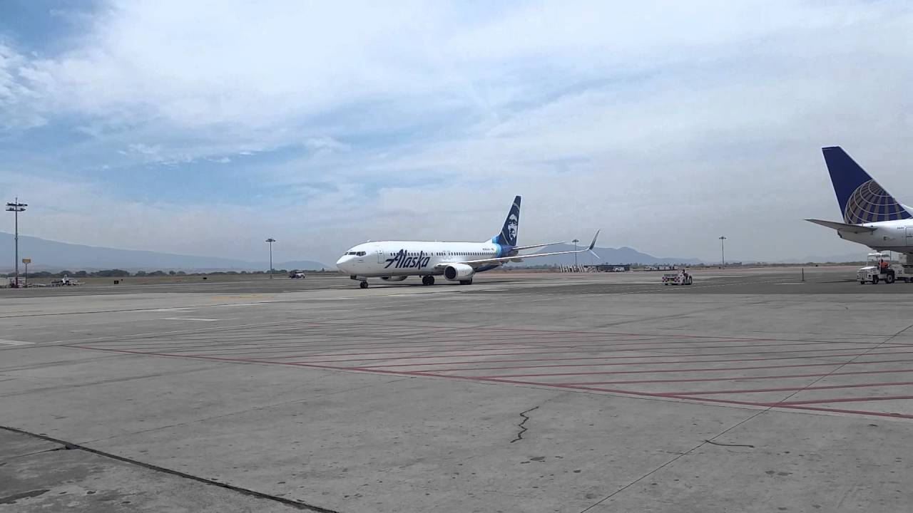 Alaska Airlines "New Livery" Aeropuerto de Guadalajara YouTube