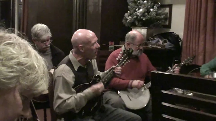 Ian Dawson sings Galway Girl at The Farmers