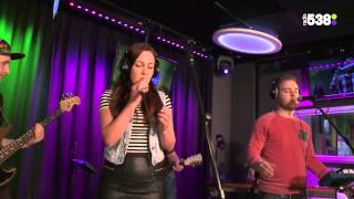 Video thumbnail of "War - Kensington live bij De Show Zonder Naam (Cover)"