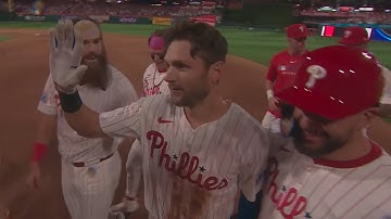 Trea Turner Makes Incredible Plays at Short Stop, Walks Off the Braves in 10th!